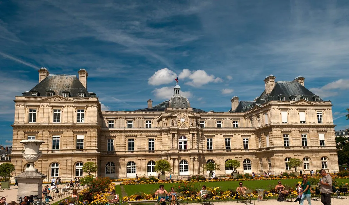 Scandale au Sénat : Joël Guerriau se retire après des accusations graves