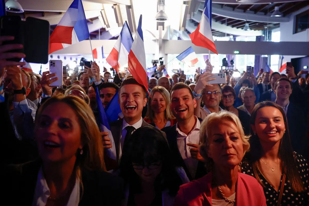 Le RN face à des liens persistants avec l'extrême droite radicale