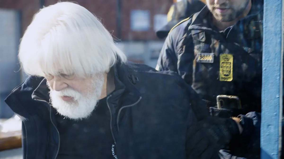 Paul Watson : Le tribunal de Nuuk prolonge sa détention au Groenland