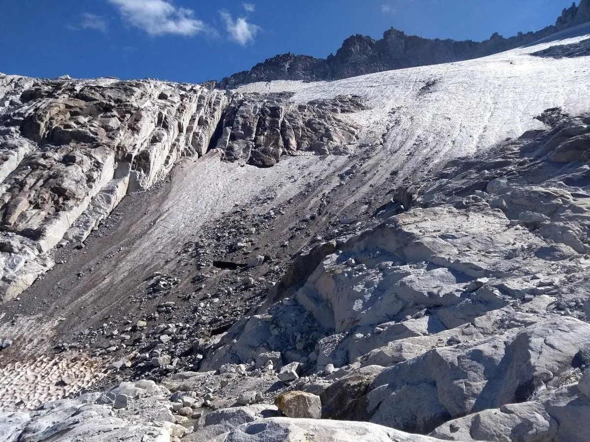 L'agonie des glaciers pyrénéens : une disparition annoncée d'ici 2034