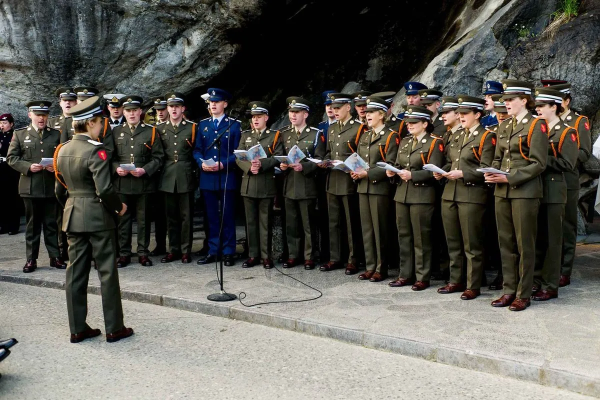 Le pèlerinage militaire de Lourdes : quand les armes cèdent à la foi