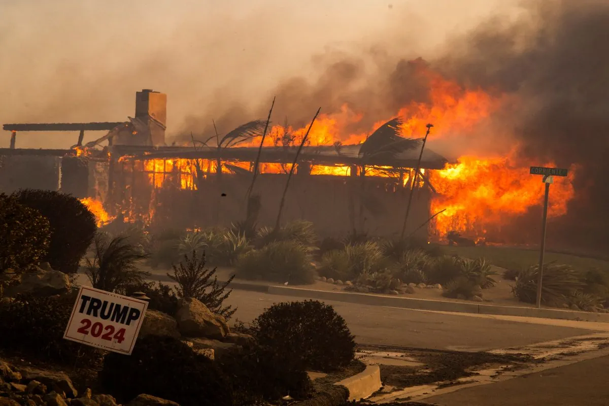 Un feu géant force des milliers de Californiens à fuir leurs maisons