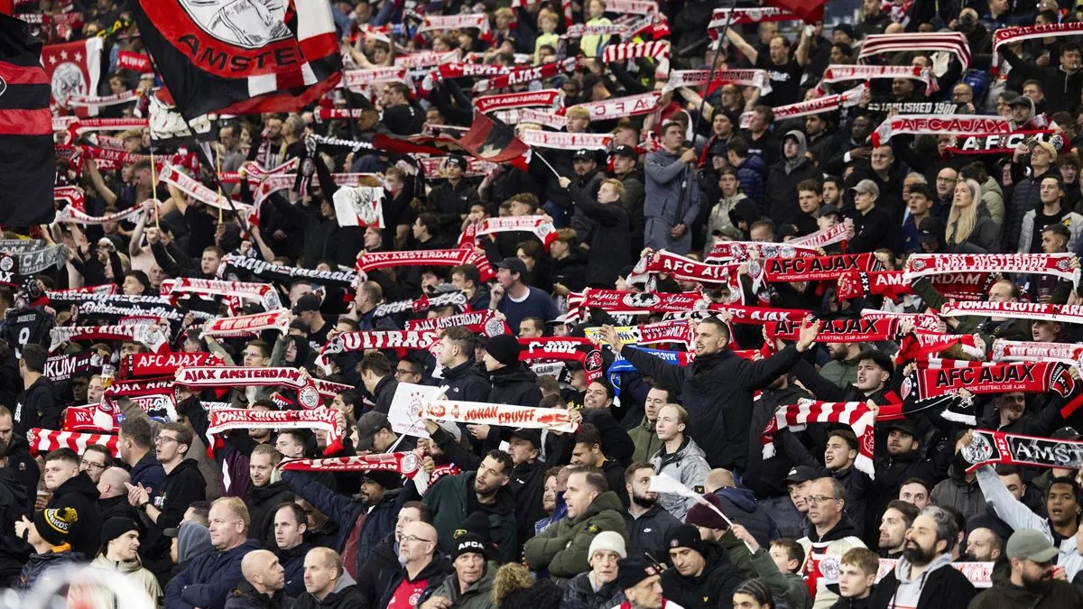 Violence à Amsterdam: des fans de foot israéliens évacués en urgence