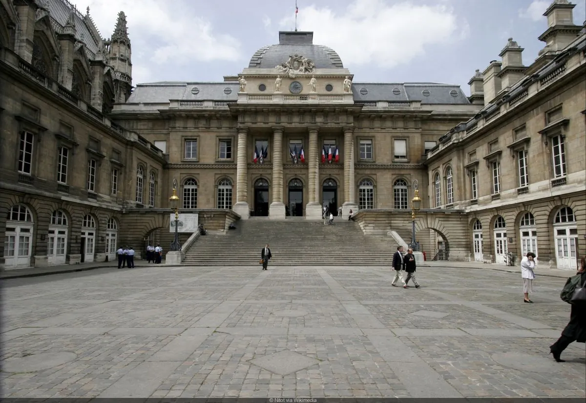 Un ex-secrétaire d'État conteste sa condamnation pour fraude à Saint-Etienne