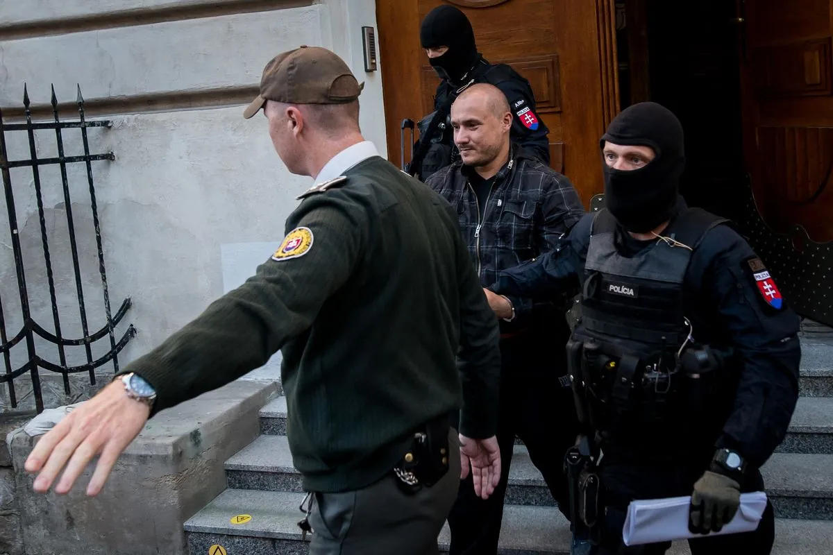 Suspect du meurtre de Grenoble finalement capturé au Portugal après 2 mois de fuite