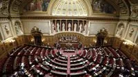 Drame familial au Sénat: l'oncle et le neveu s'affrontent sur le budget national