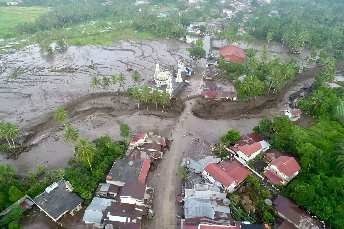 Catastrophe dévastatrice à Sumatra: un week-end noir pour l'Indonésie