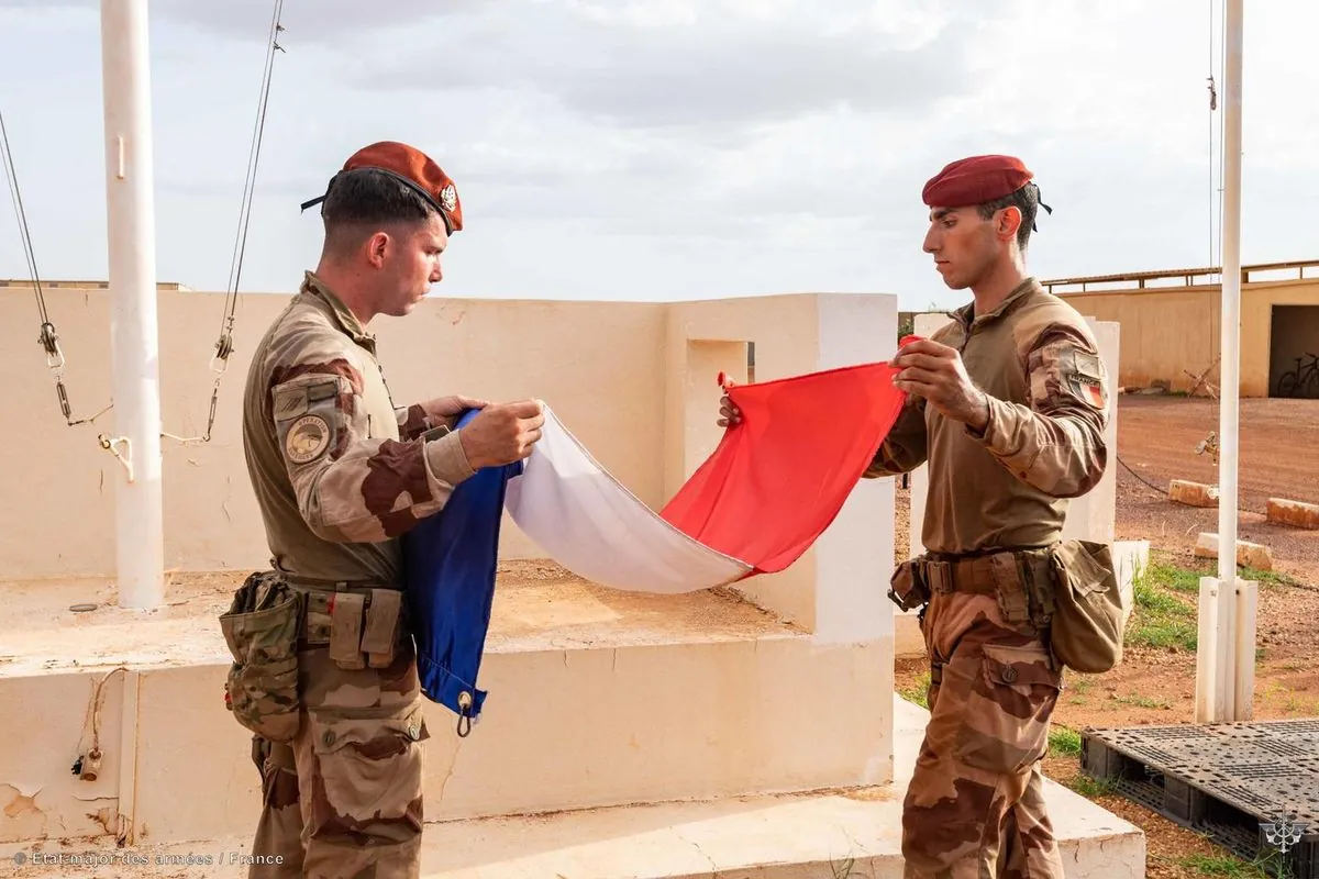 Un nouveau chapitre pour les forces françaises en Afrique: le rapport qui change tout