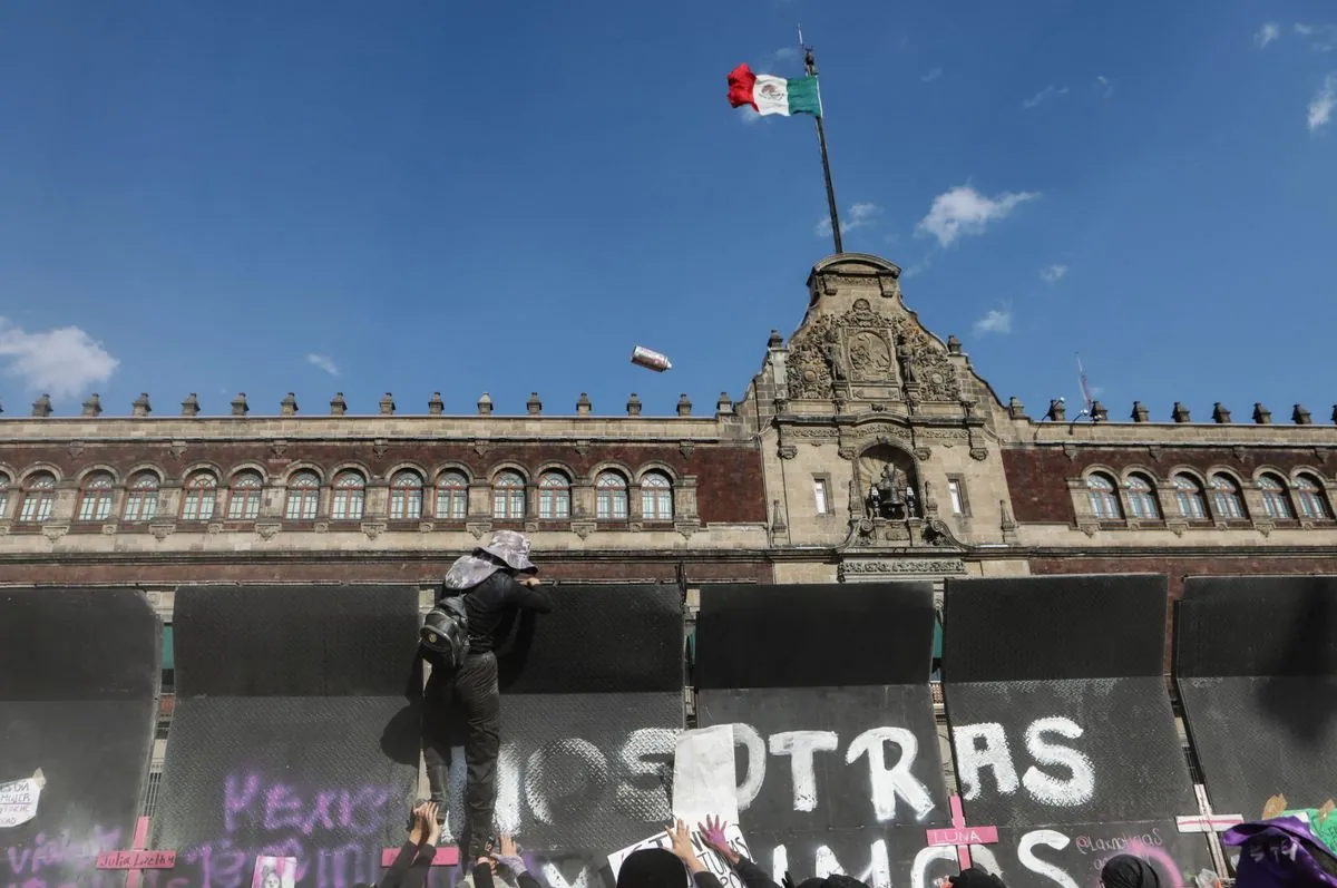 Le paradoxe mexicain: Une présidente féministe face à des lois controversées