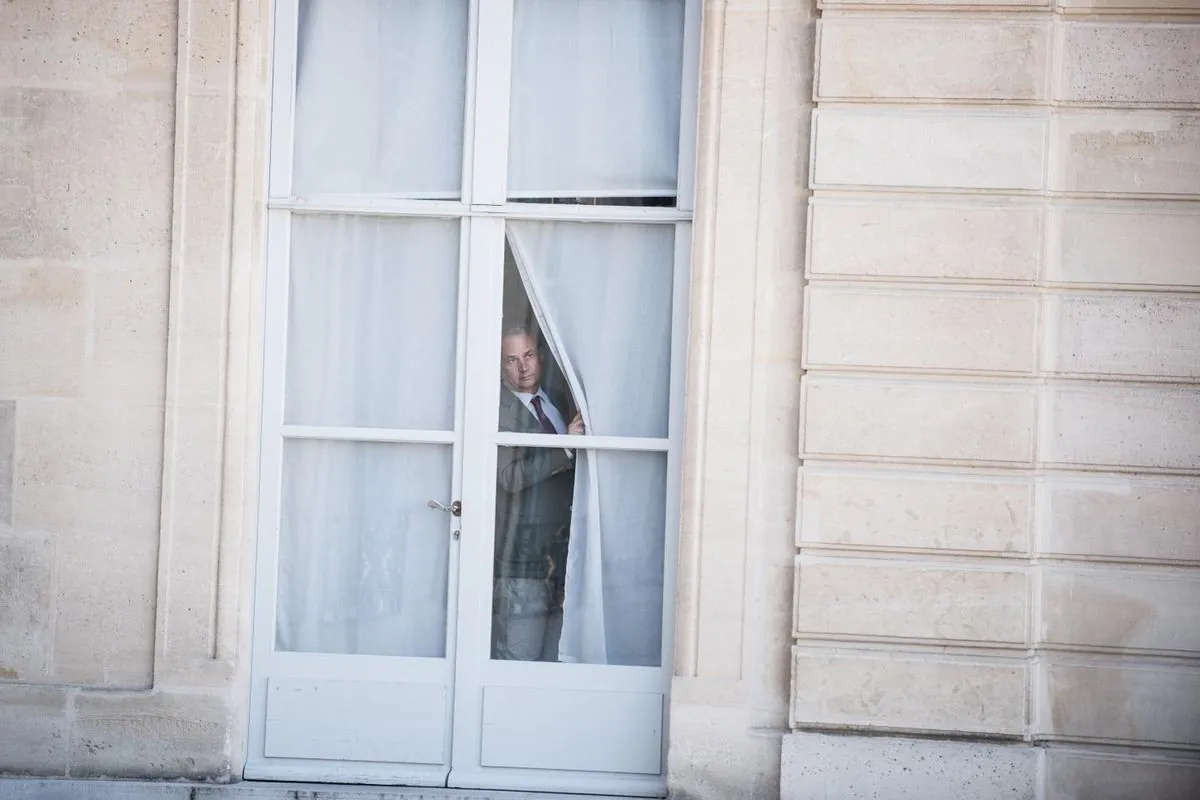 Le déclin silencieux de Macron: une soirée avec Sardou révèle les failles du pouvoir