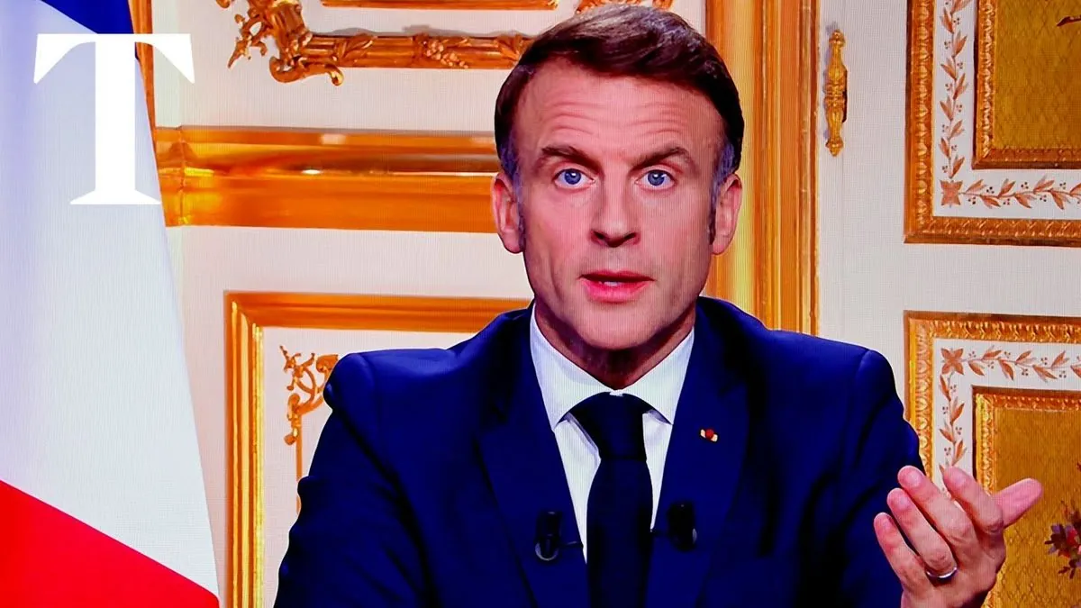 Macron brise le silence: une confession surprenante sur la crise politique