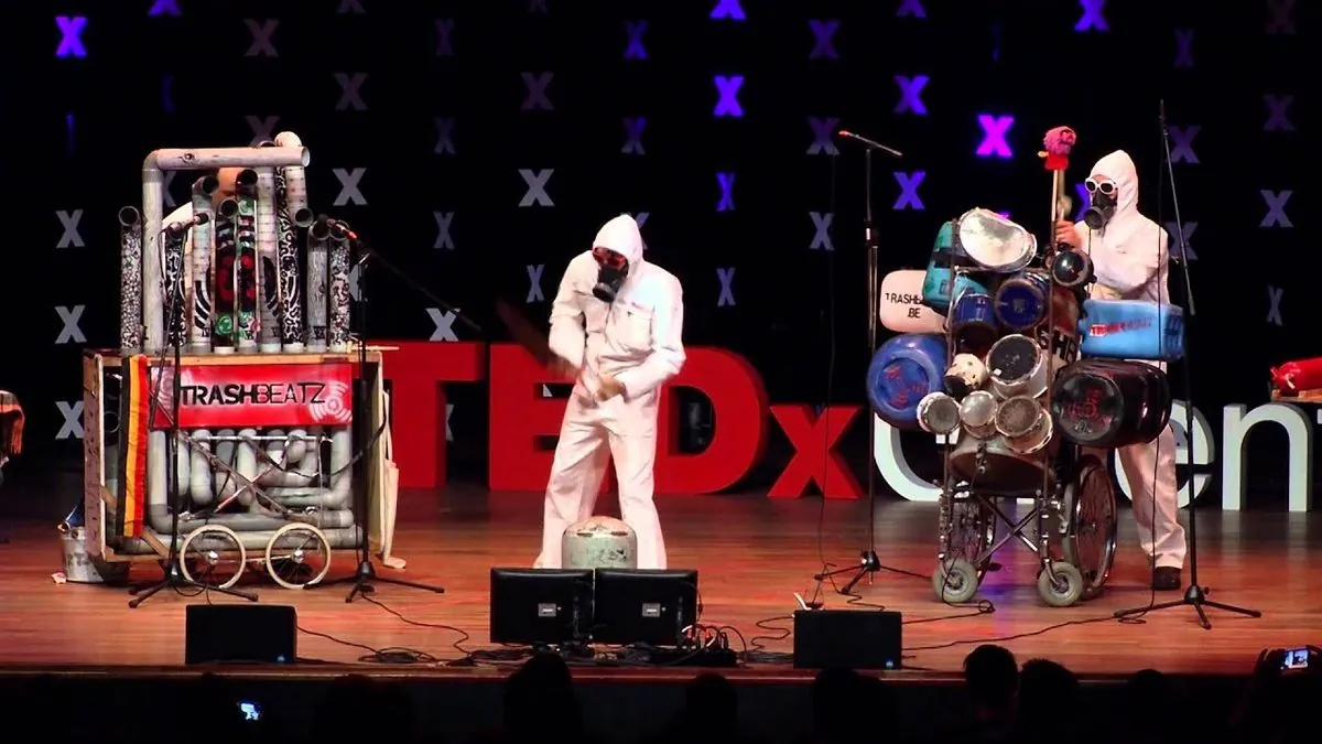 Des poubelles qui chantent et du jazz de cinéma: un mix culturel unique à Paris